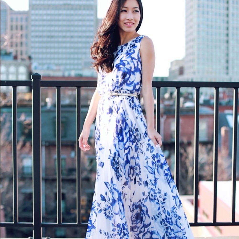 Eliza J 4P Floral Petite Chiffon Maxi Dress (Blue/Navy/White)